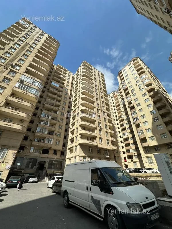 Satılır 2 otaqlı yeni tikili 71 m²