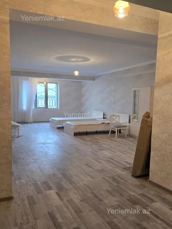 Satılır 2 otaqlı yeni tikili 76 m²