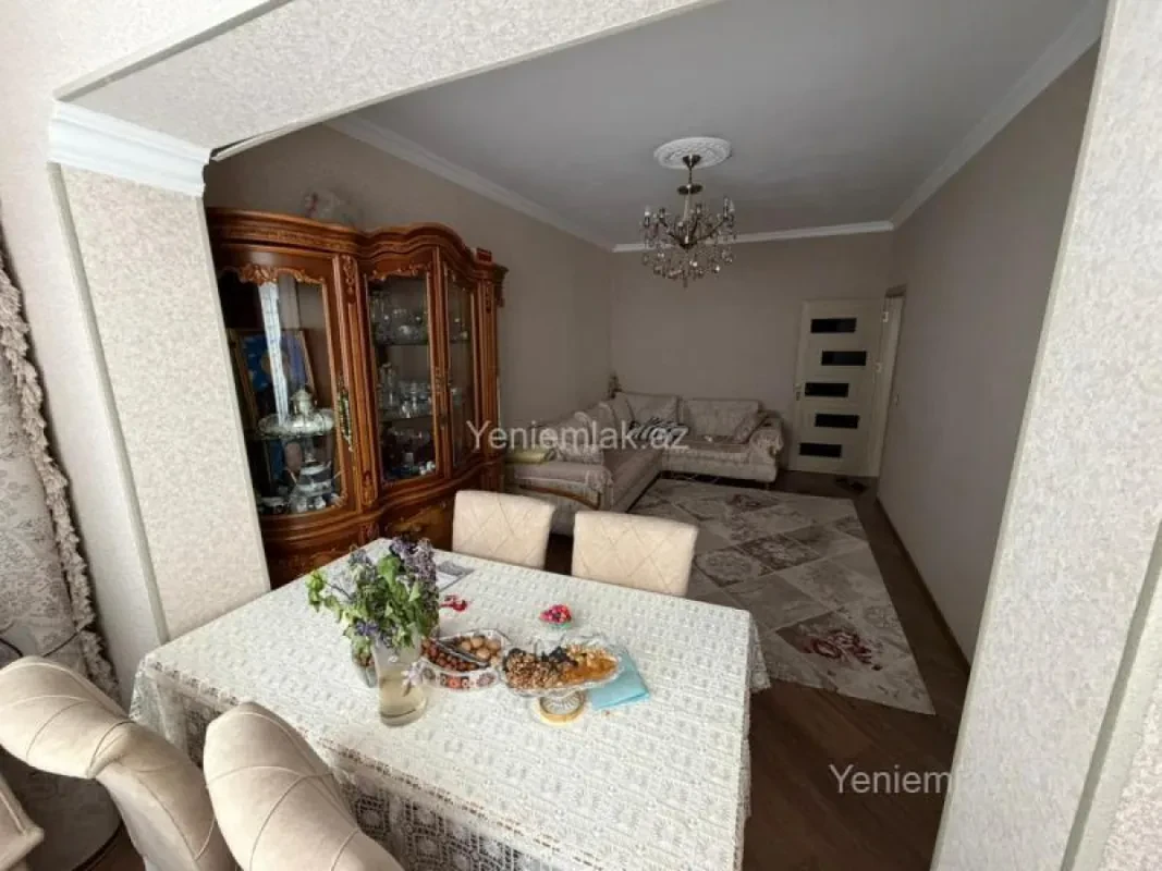 Satılır 2 otaqlı köhnə tikili 48 m²
