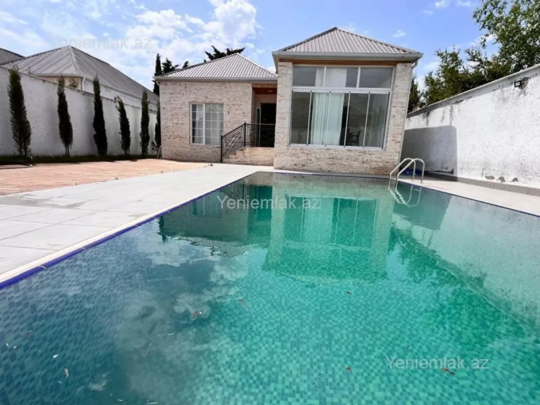 Satılır 4 otaqlı həyət evi 140 m²