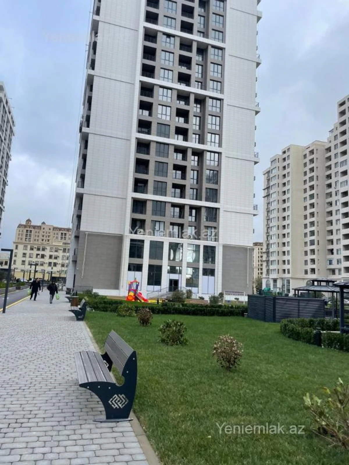 Satılır 3 otaqlı yeni tikili 108.2 m²