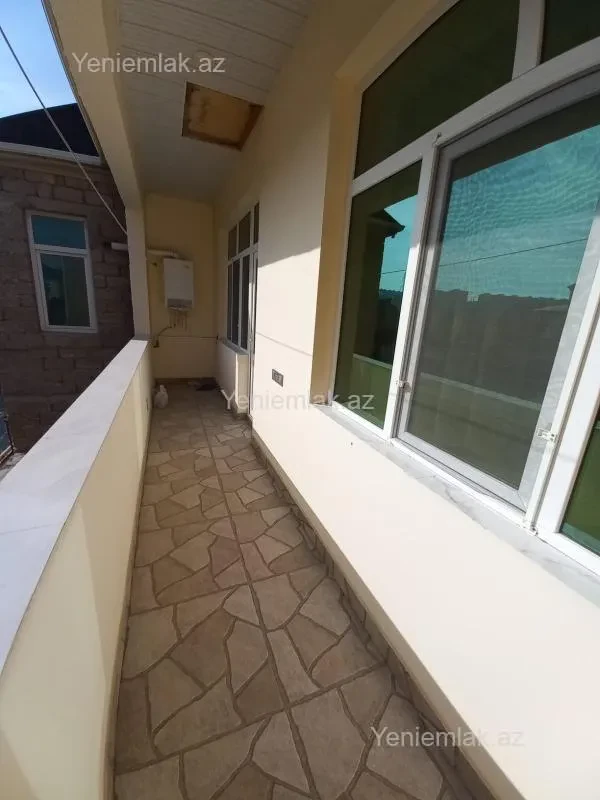 Satılır 3 otaqlı həyət evi 178 m²