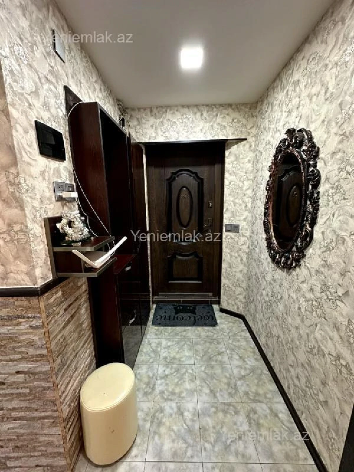 Satılır 3 otaqlı köhnə tikili 90 m²