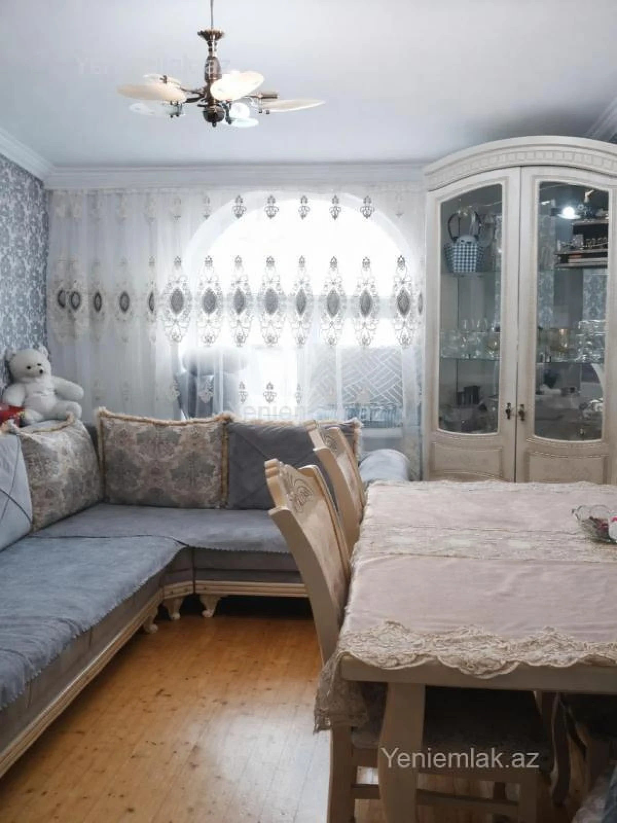 Satılır 2 otaqlı yeni tikili 89 m²