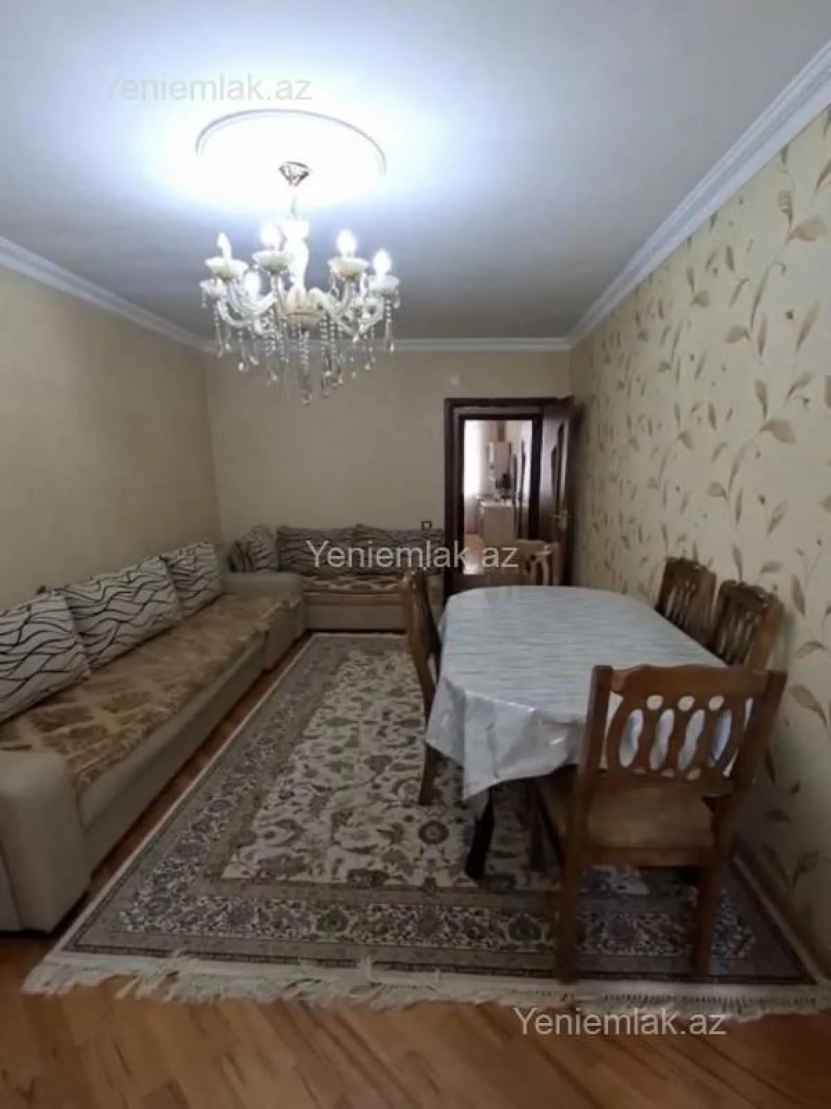 Satılır 2 otaqlı köhnə tikili 60 m²