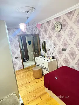 Satılır 4 otaqlı köhnə tikili 130 m² — Bakı, Nizami 4 otaq 130.00 m²