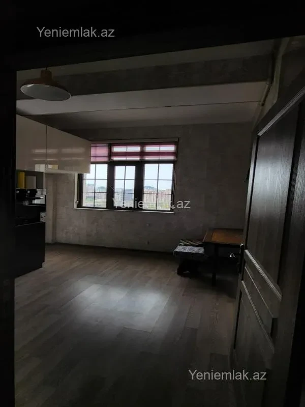 Satılır 2 otaqlı yeni tikili 80 m²