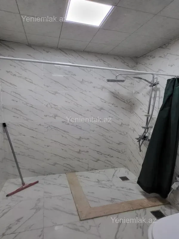 Satılır 2 otaqlı yeni tikili 80 m²