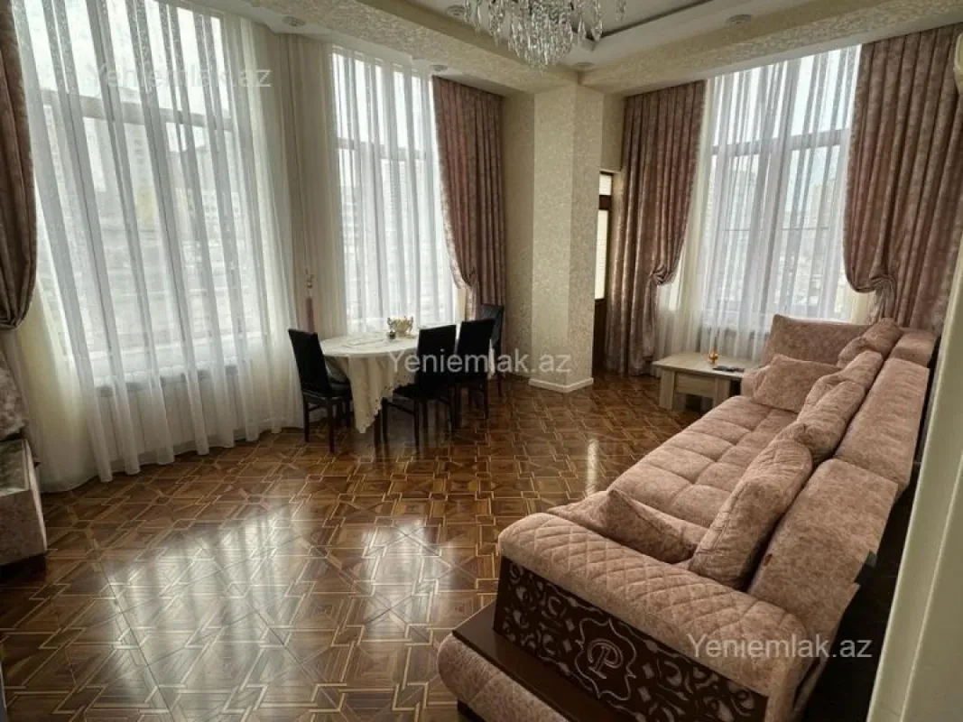 Satılır 2 otaqlı yeni tikili 88 m²