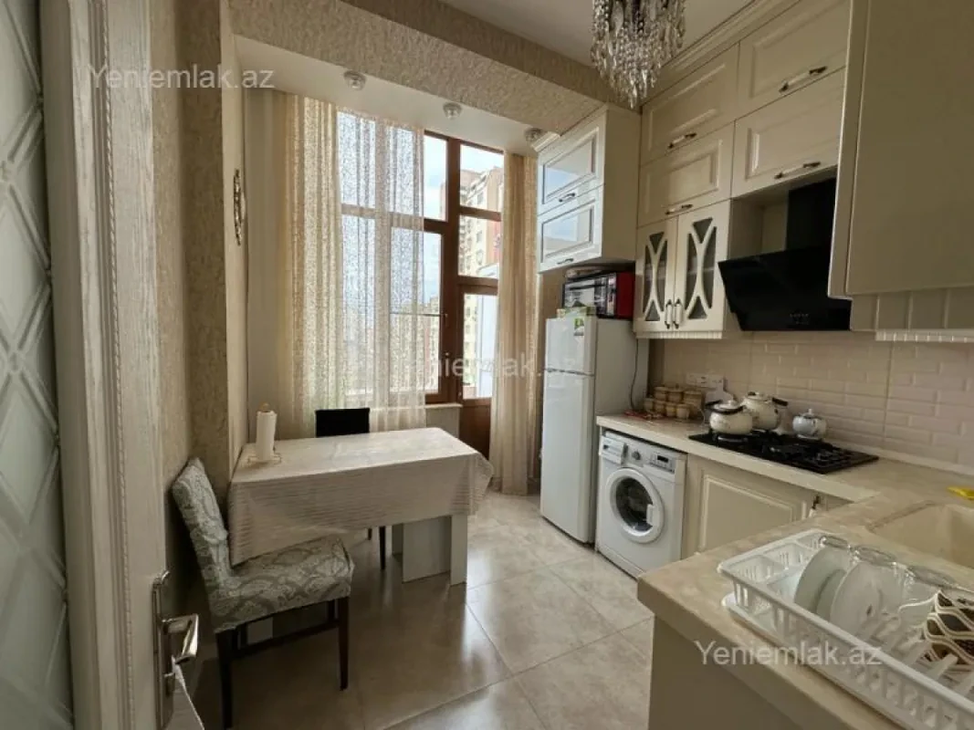 Satılır 2 otaqlı yeni tikili 88 m²