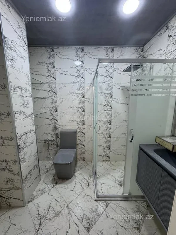 Satılır 3 otaqlı yeni tikili 72 m²