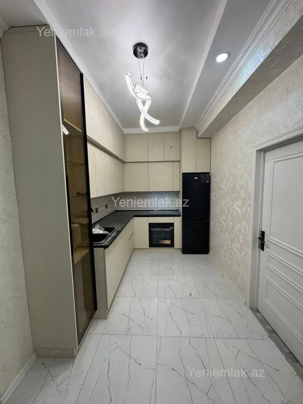Satılır 3 otaqlı yeni tikili 72 m²