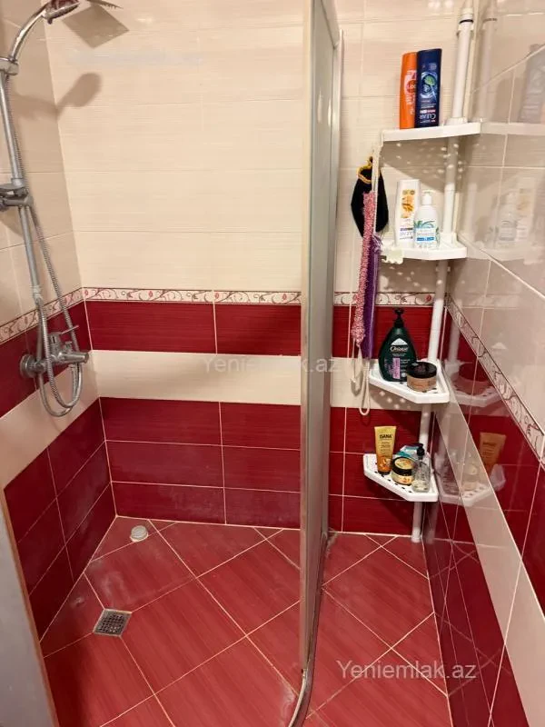 Satılır 2 otaqlı yeni tikili 65 m²
