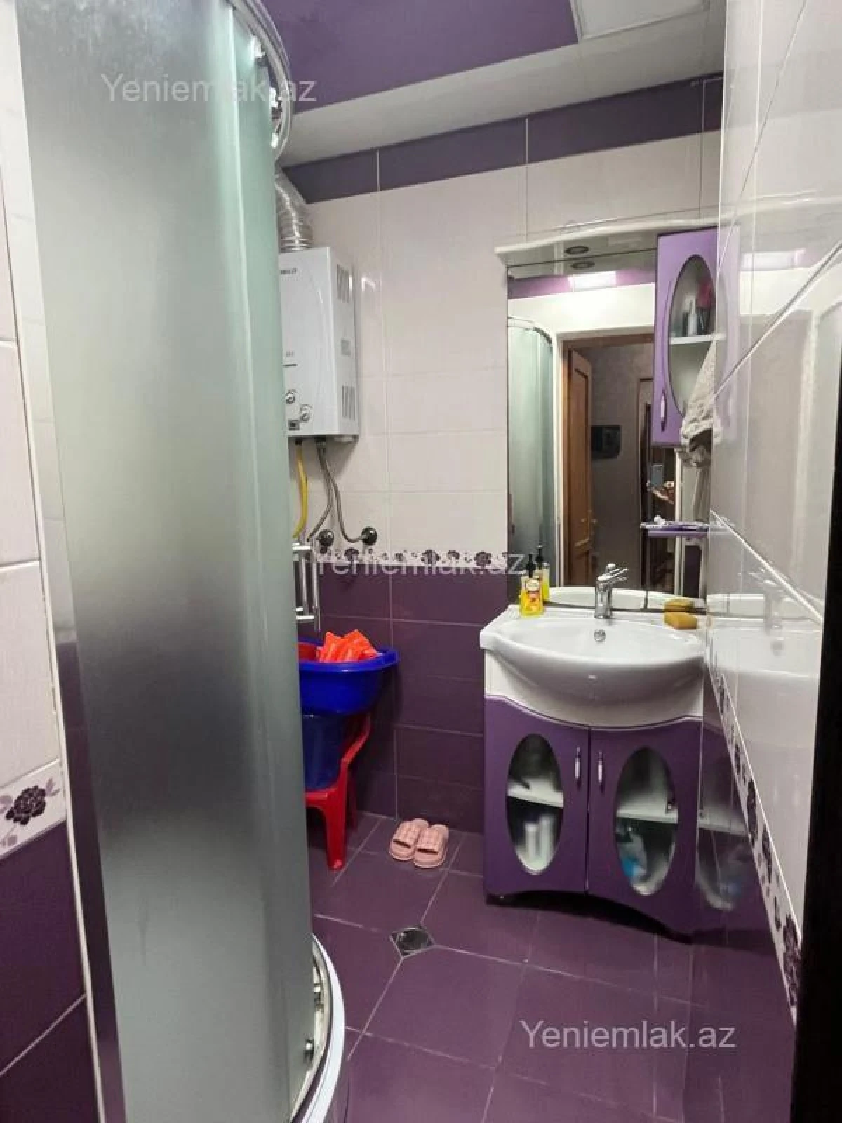 Satılır 2 otaqlı köhnə tikili 70 m²