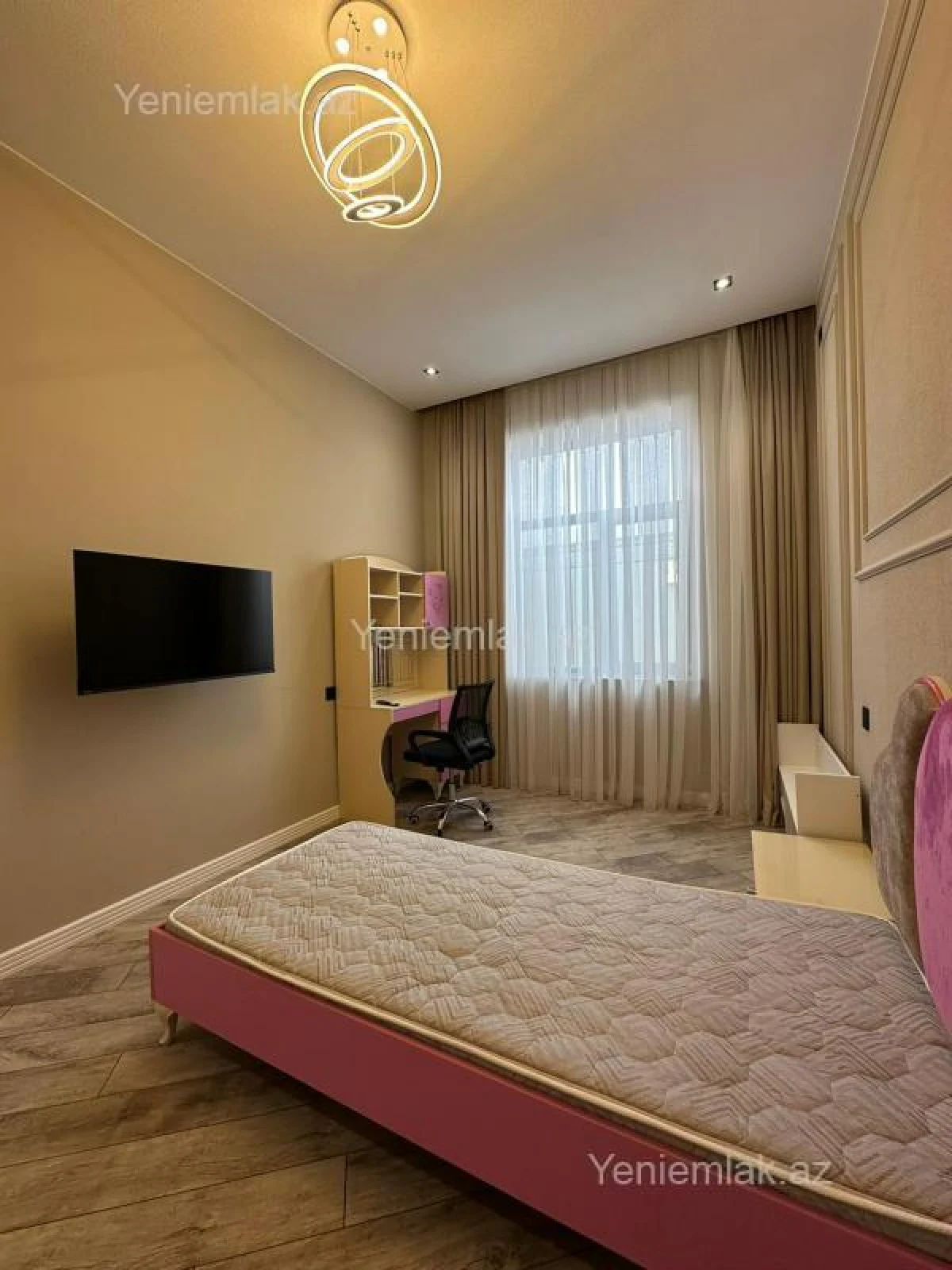Satılır 4 otaqlı həyət evi 160 m²