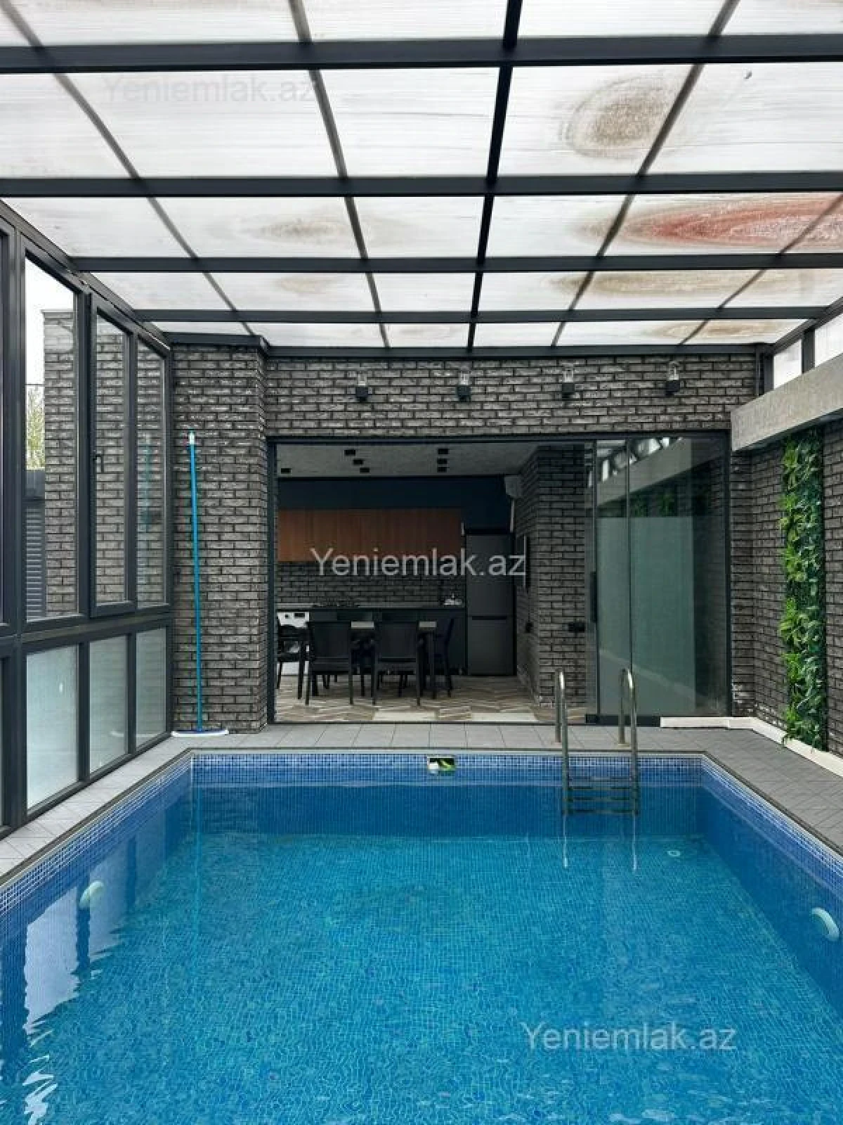 Satılır 4 otaqlı həyət evi 160 m²