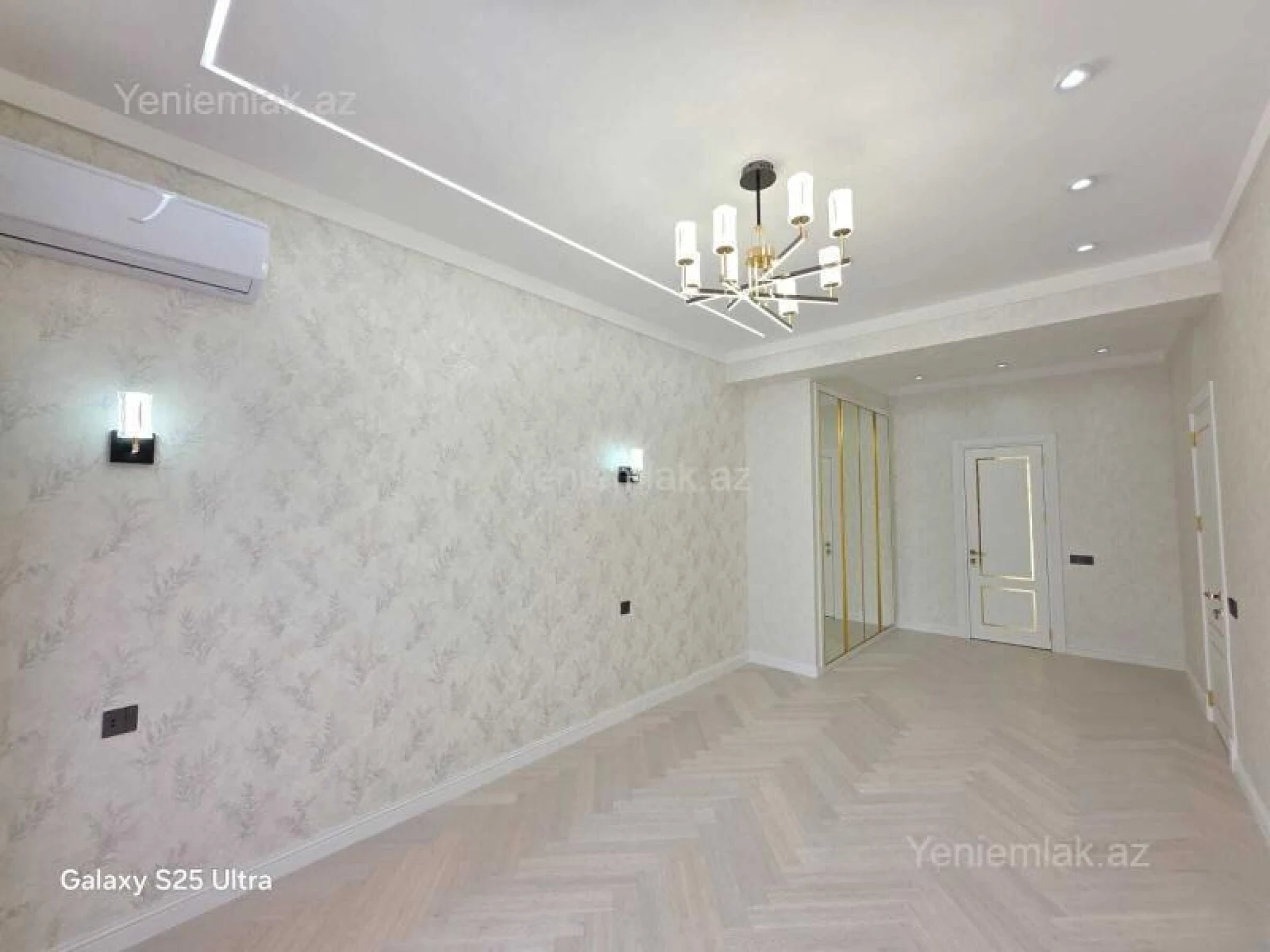 Satılır 4 otaqlı yeni tikili 190 m²