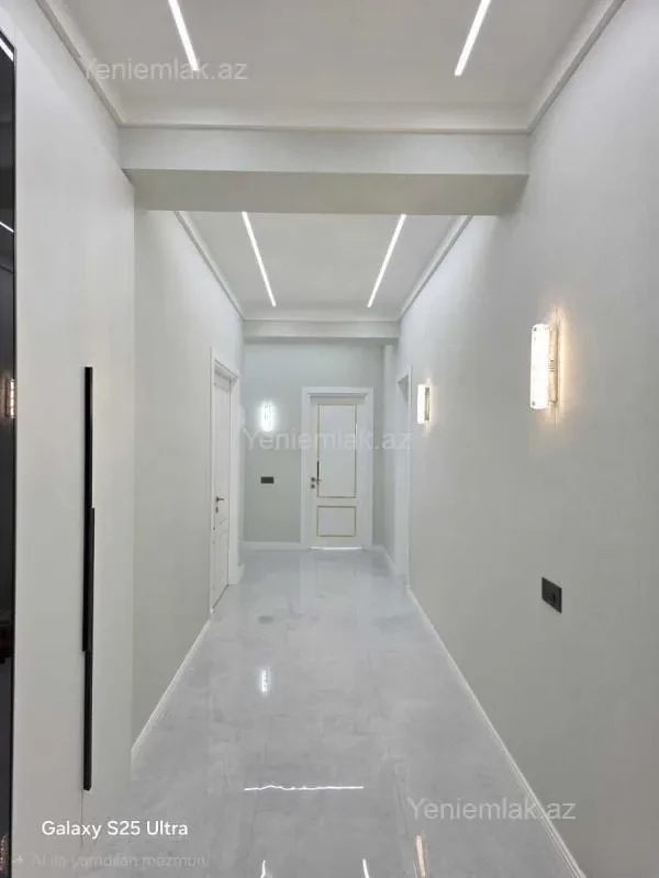 Satılır 4 otaqlı yeni tikili 190 m²