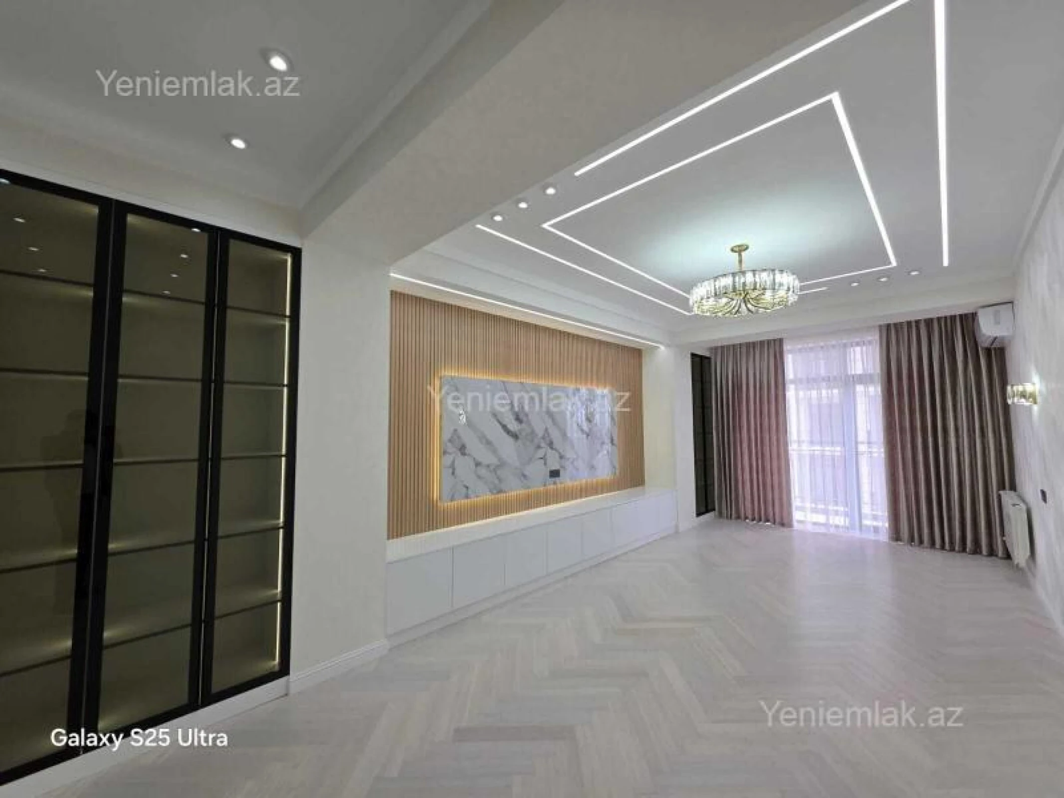 Satılır 4 otaqlı yeni tikili 190 m²