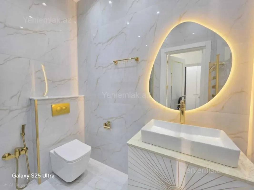 Satılır 4 otaqlı yeni tikili 190 m²