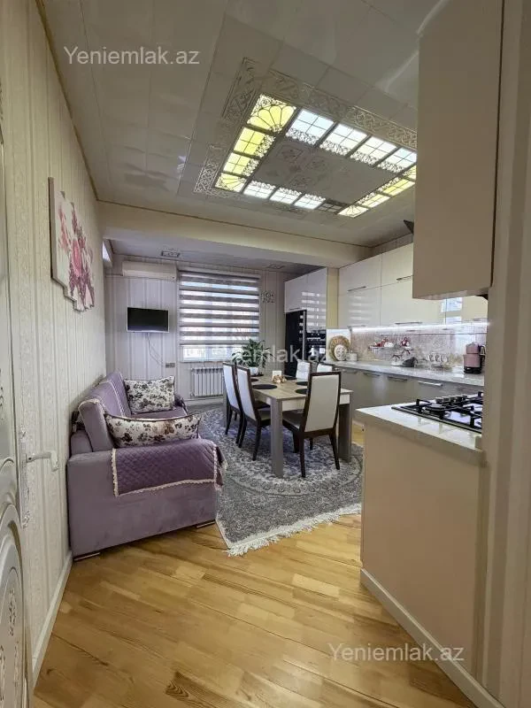 Satılır 6 otaqlı yeni tikili 222 m²