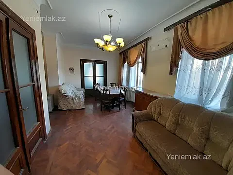 Satılır 3 otaqlı köhnə tikili 100 m² — Bakı, Nəsimi 3 otaq 100.00 m²