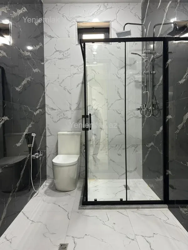 Satılır 4 otaqlı həyət evi 170 m²