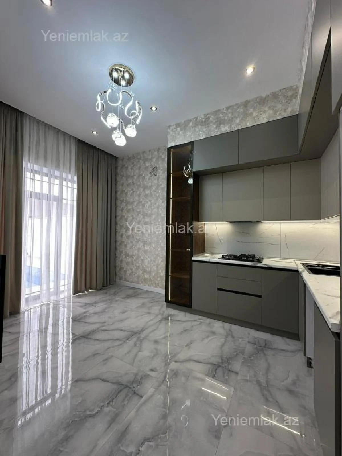 Satılır 4 otaqlı həyət evi 170 m²