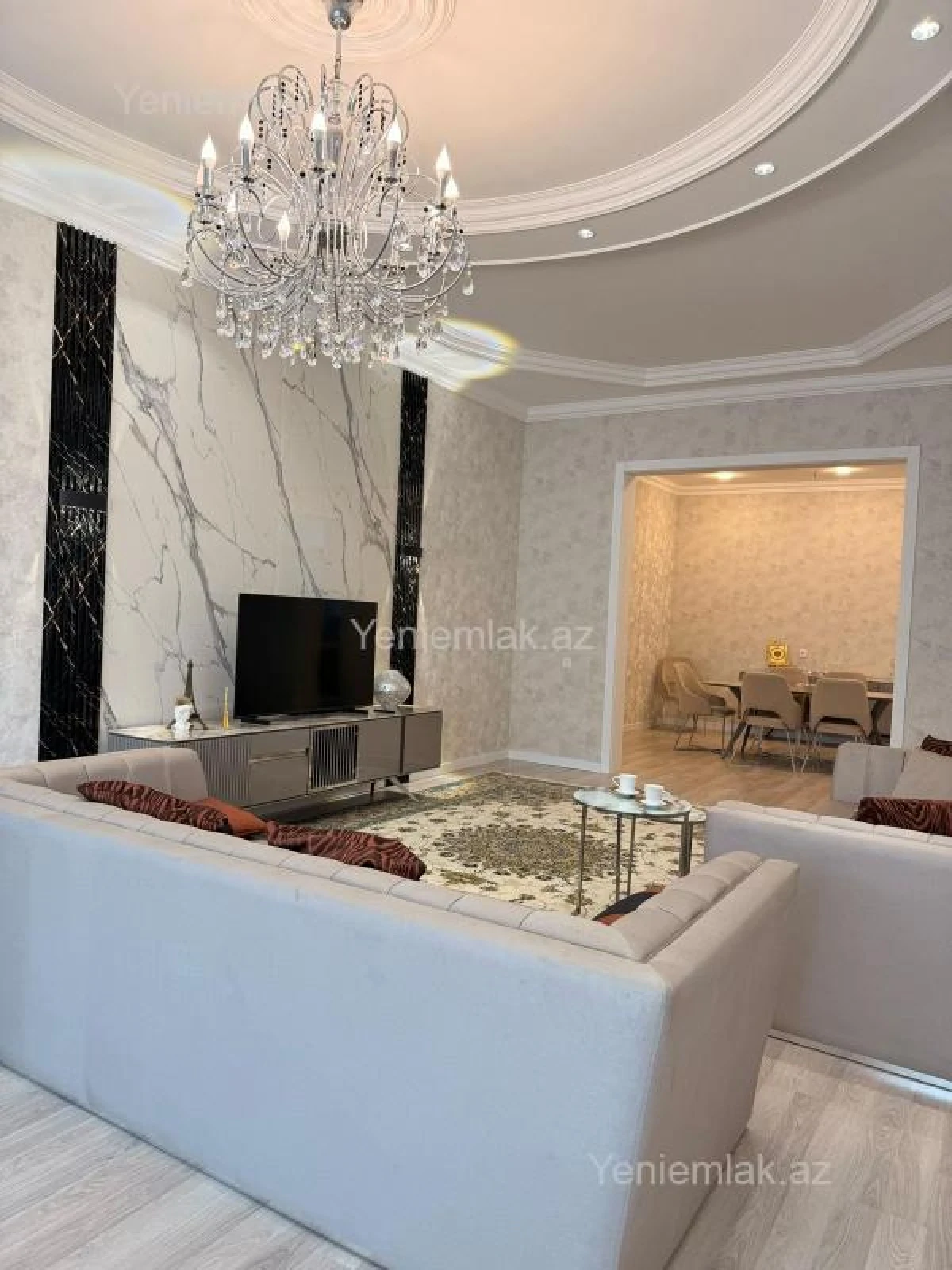 Satılır 7 otaqlı həyət evi 360 m²
