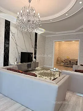 Satılır 7 otaqlı həyət evi 360 m²