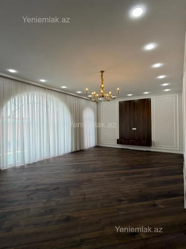 Satılır 4 otaqlı həyət evi 140 m²