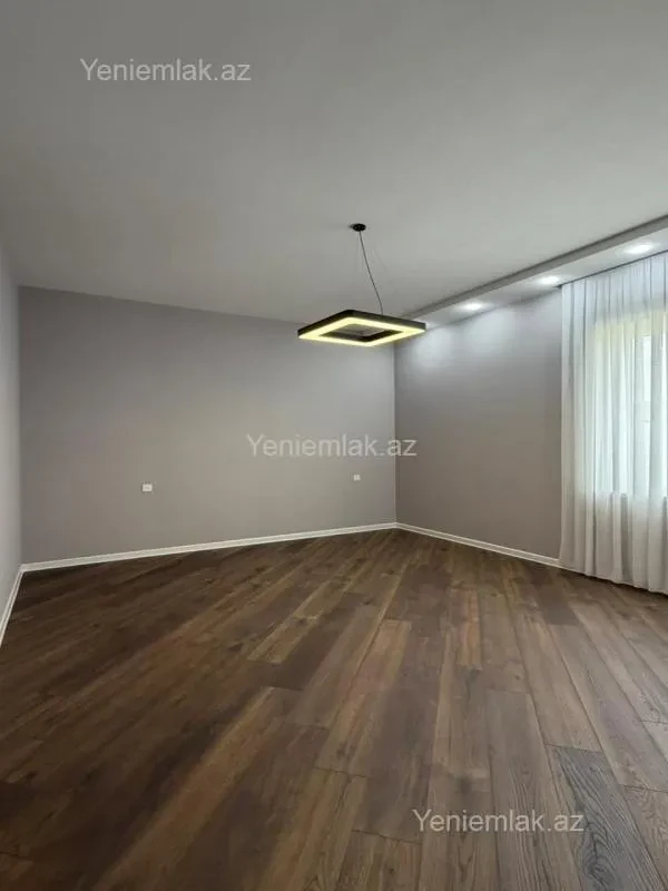 Satılır 4 otaqlı həyət evi 140 m²