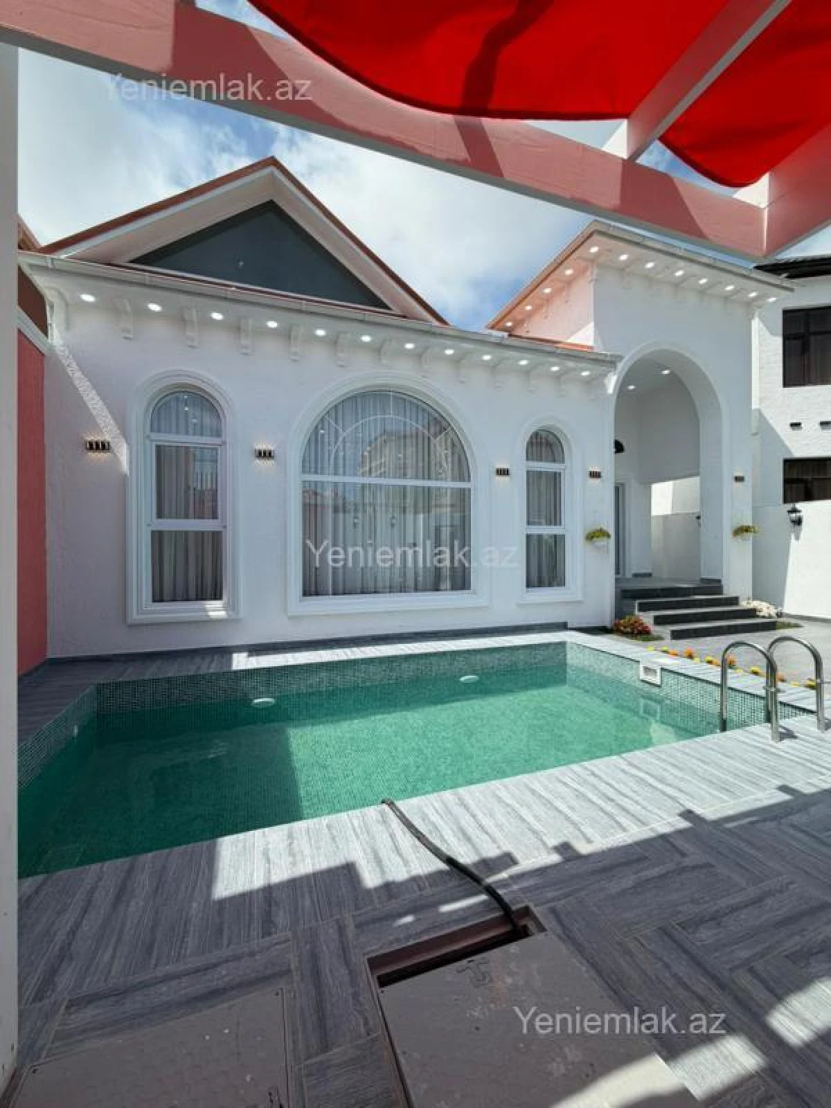 Satılır 4 otaqlı həyət evi 140 m²