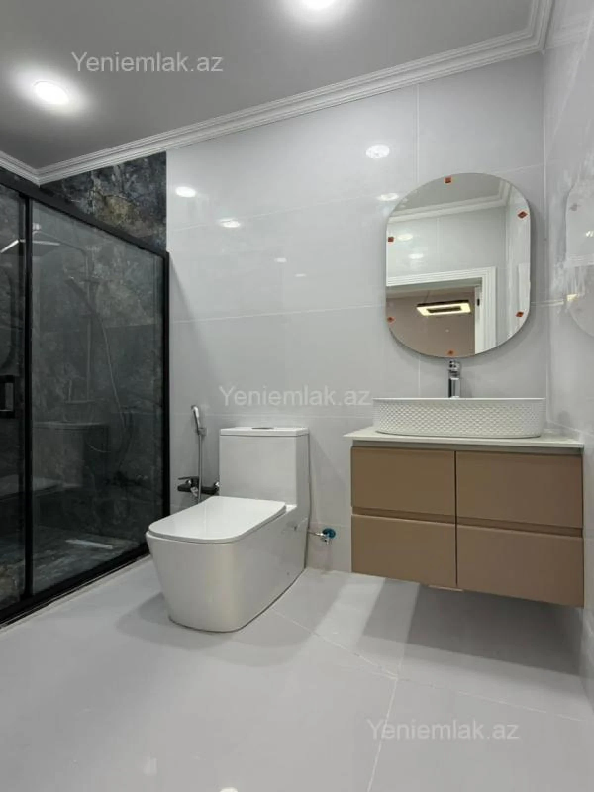 Satılır 4 otaqlı həyət evi 140 m²