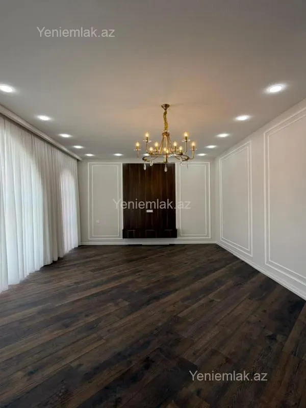 Satılır 4 otaqlı həyət evi 140 m²