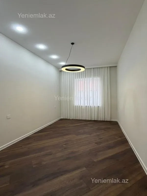 Satılır 4 otaqlı həyət evi 140 m²