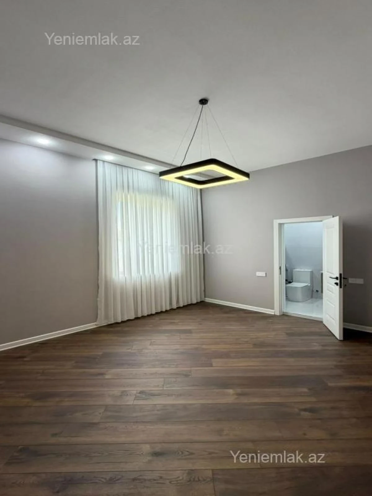 Satılır 4 otaqlı həyət evi 140 m²