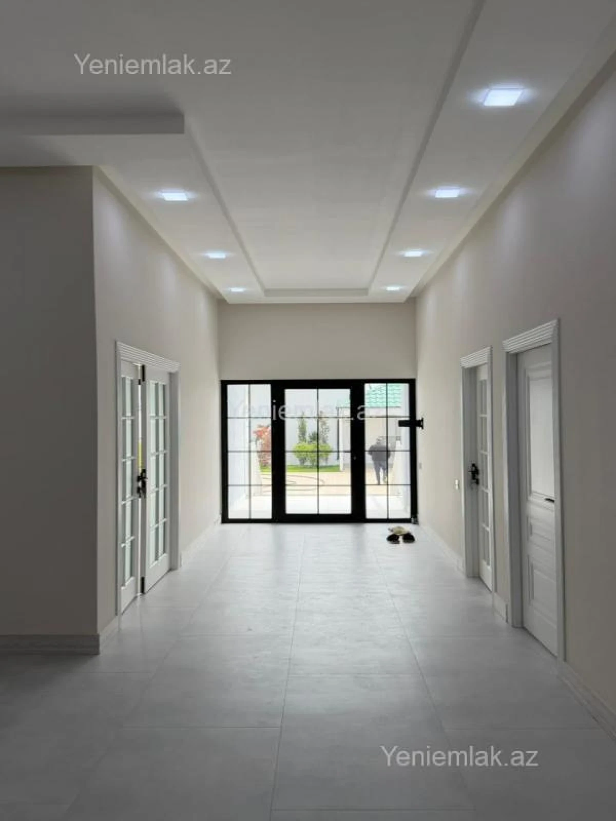 Satılır 4 otaqlı həyət evi 180 m²