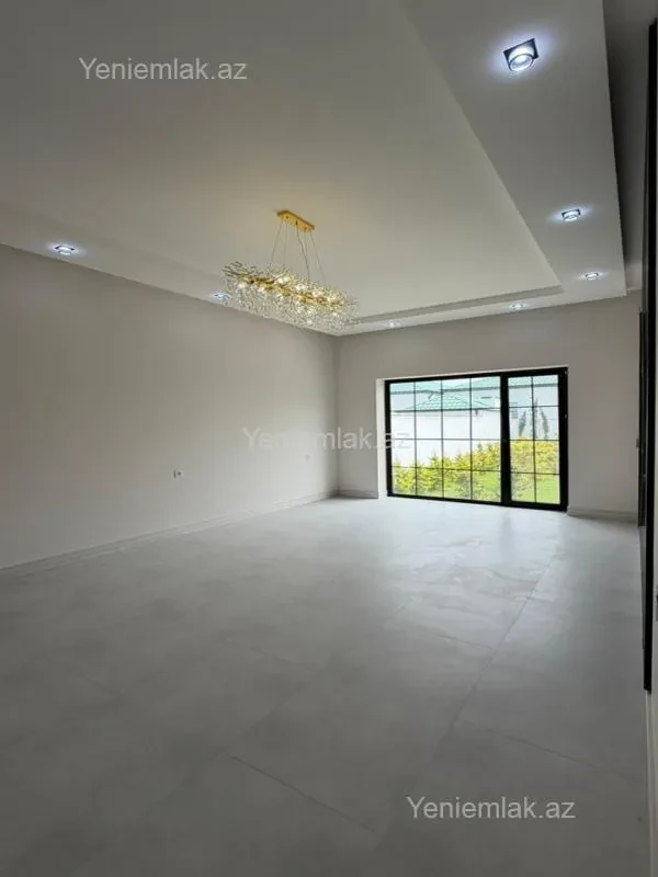 Satılır 4 otaqlı həyət evi 180 m²