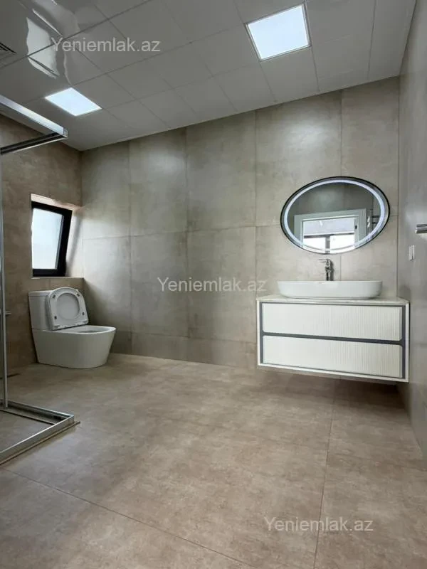 Satılır 4 otaqlı həyət evi 180 m²