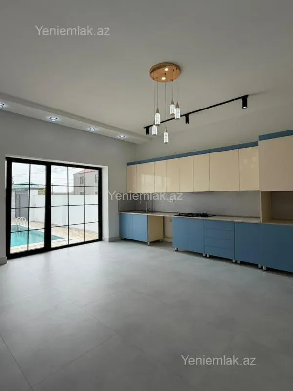 Satılır 4 otaqlı həyət evi 180 m²