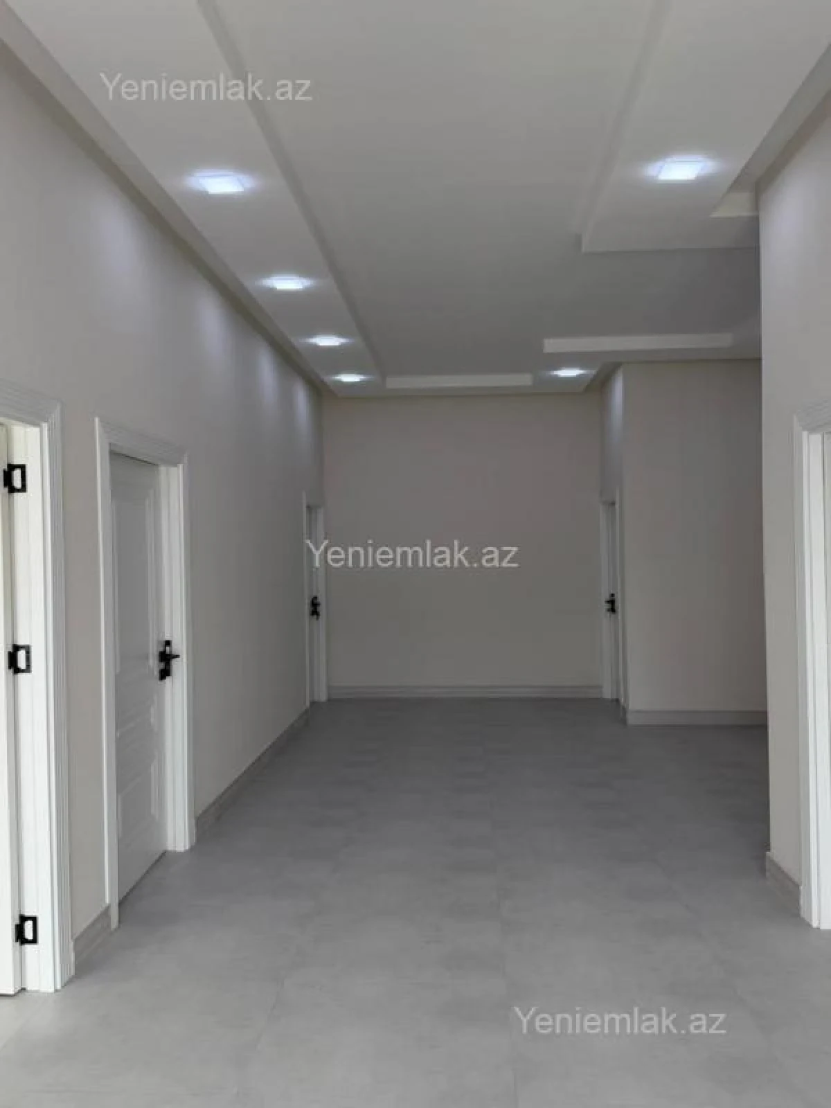 Satılır 4 otaqlı həyət evi 180 m²
