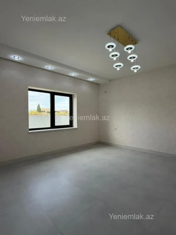 Satılır 4 otaqlı həyət evi 180 m²