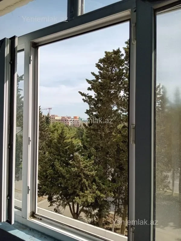 Satılır 1 otaqlı köhnə tikili 20 m²