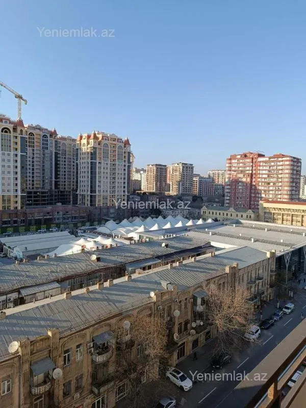 Satılır 3 otaqlı yeni tikili 122.7 m²
