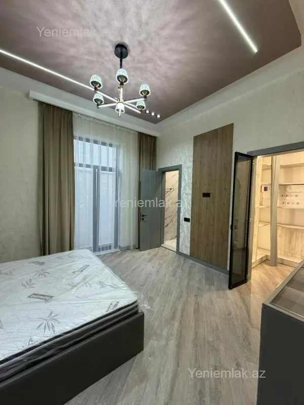Satılır 4 otaqlı həyət evi 185 m²