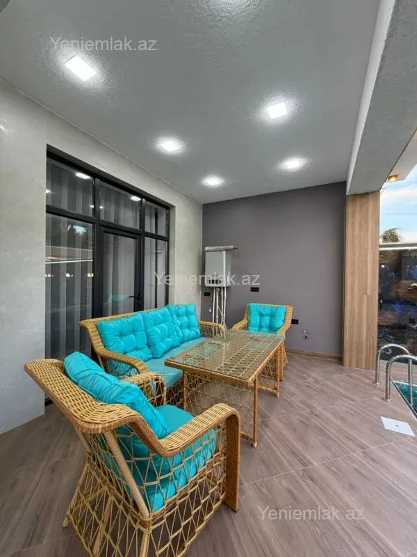 Satılır 4 otaqlı həyət evi 185 m²
