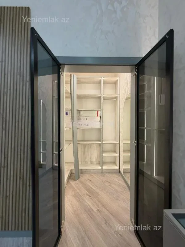 Satılır 4 otaqlı həyət evi 185 m²