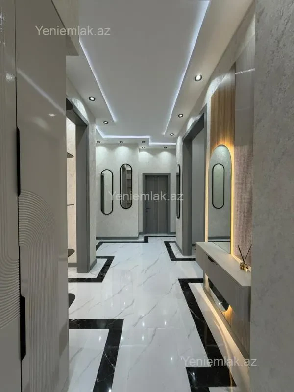 Satılır 4 otaqlı həyət evi 185 m²