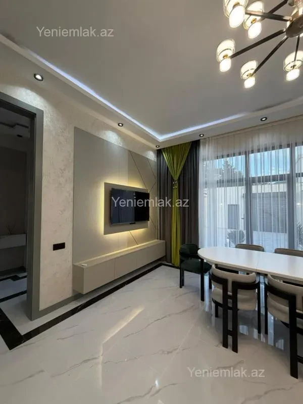 Satılır 4 otaqlı həyət evi 185 m²